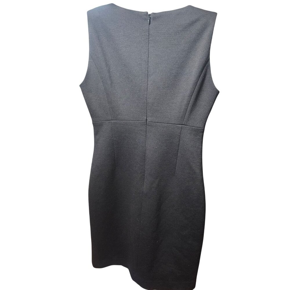 Tahari Petite Black Sleeveless Sheath Dress With Satin Lining & Deep V-Neckline - Picture 4 of 5